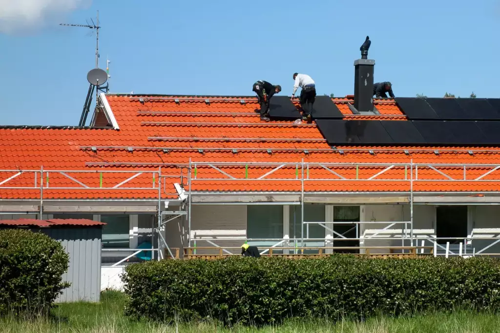 Lire un devis photovoltaïque, les huit lignes qui décident du prix